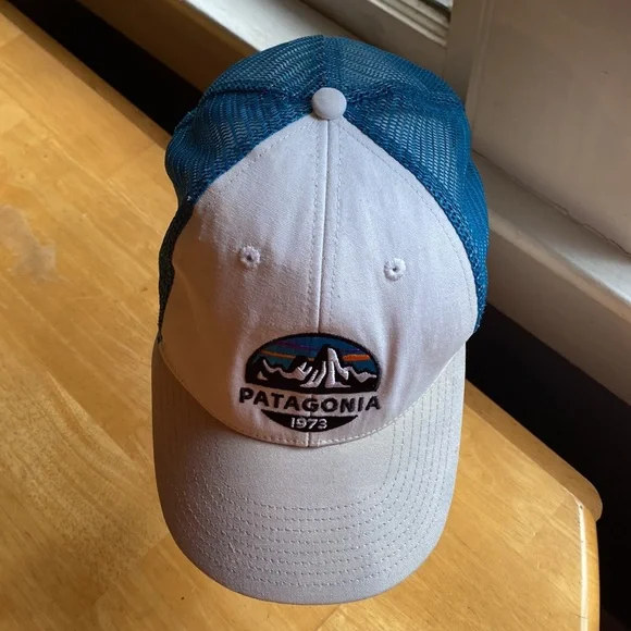 PATAGONIA baseball style hat in pre-owned condition - Picture 8 of 13
